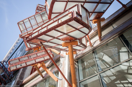 rauner_caruso-275-440x293